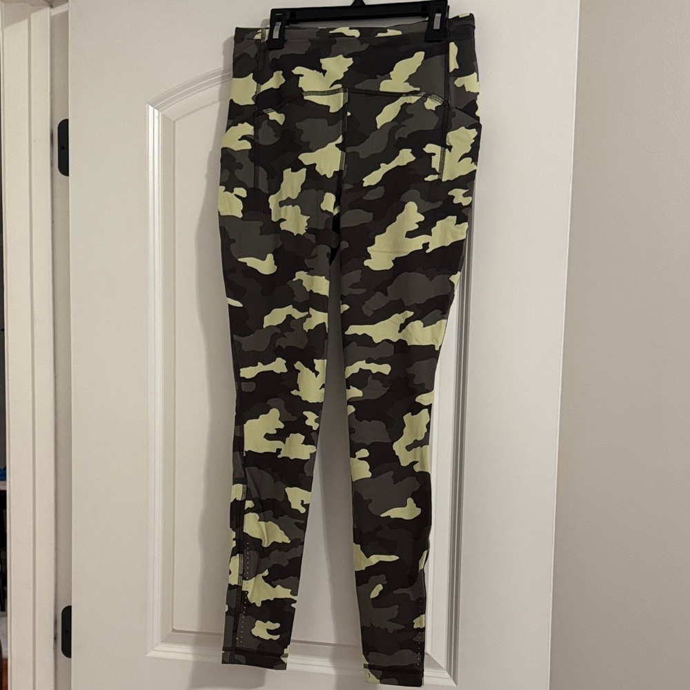 Lululemon Athletica Camouflage Leggings - Black and Cream